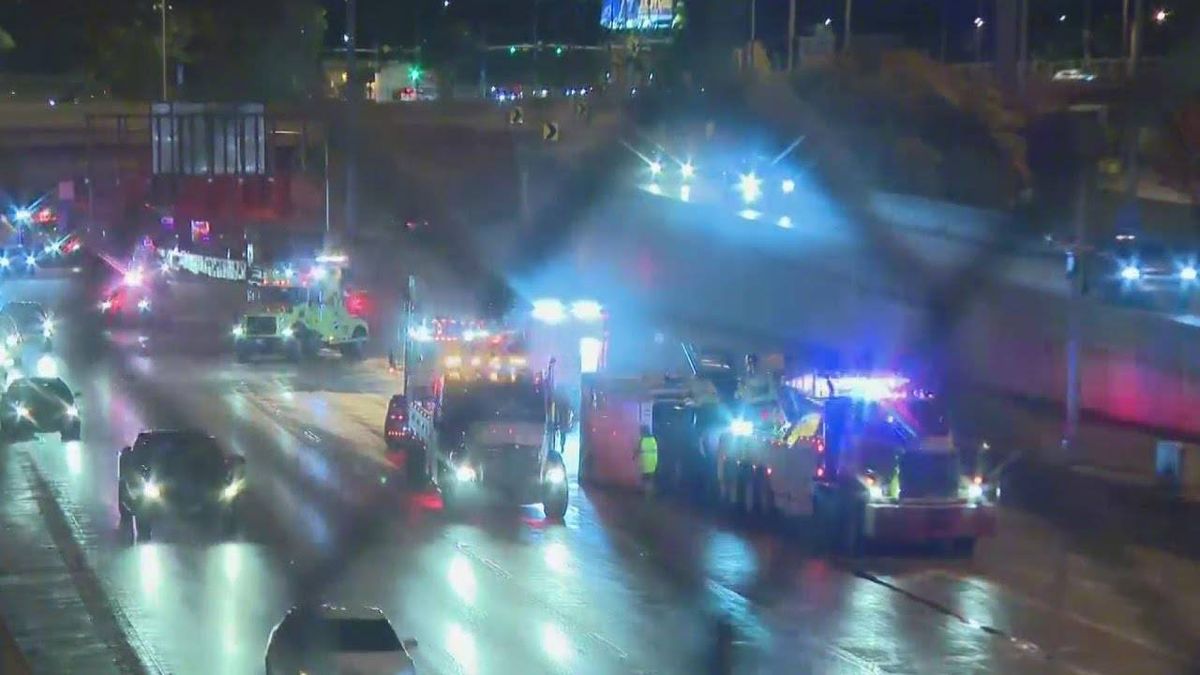 UPDATE: Clean up complete after rolled over semi on Inbound Kennedy wreaks havoc on morning commute