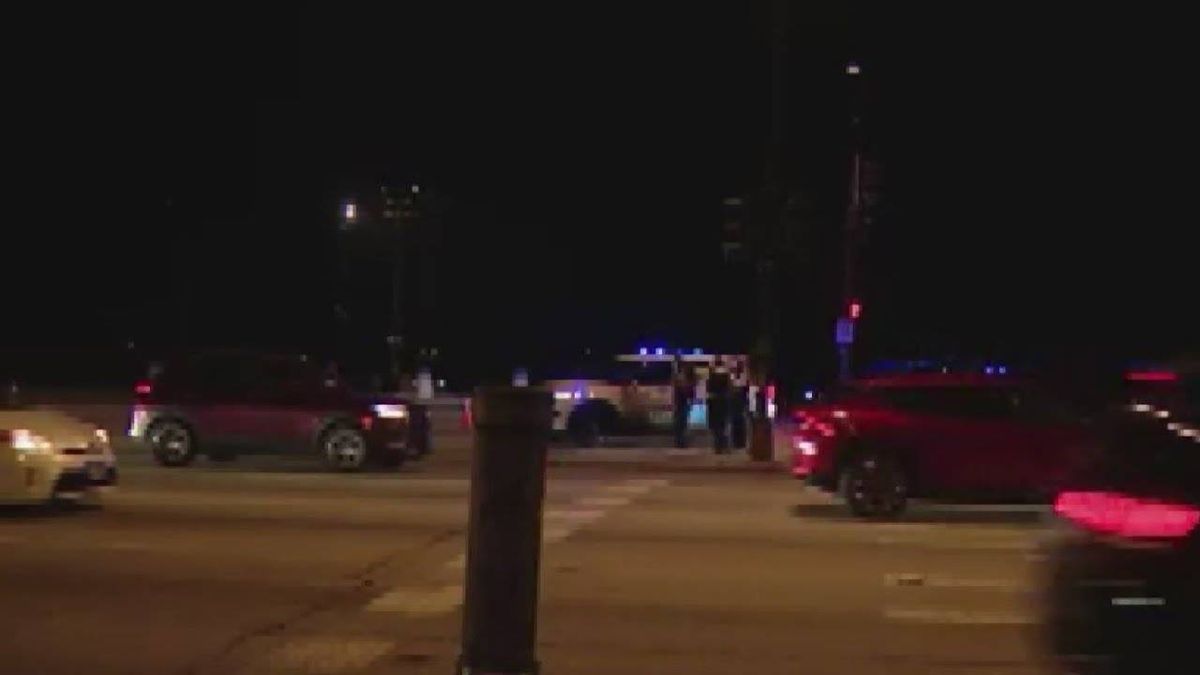 Woman seriously hurt in hit-and-run on DuSable Lake Shore Drive near Buckingham Fountain: Police