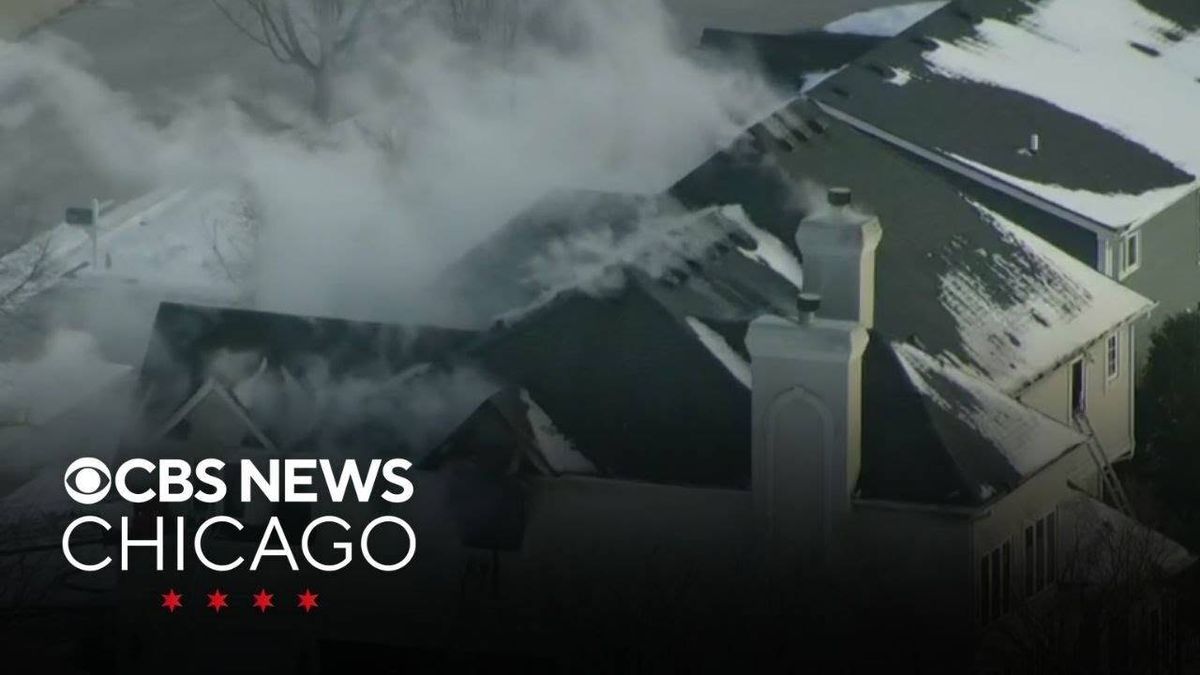 Man dies in massive Naperville house fire