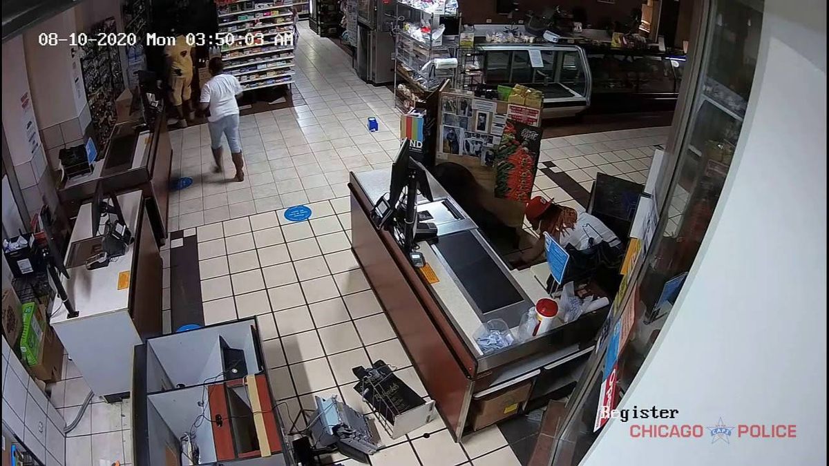 Police share video of Loop looting suspects