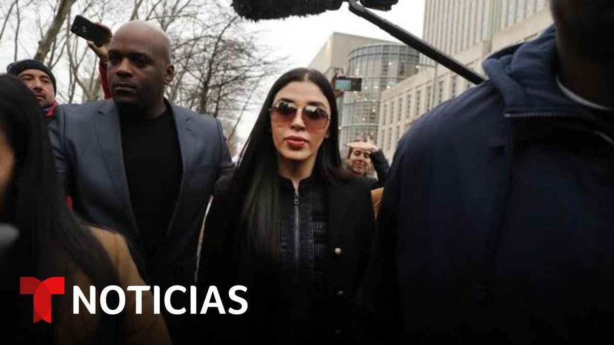 Expertos Dicen Que Emma Coronel Se Habria Entregado A Las Autoridades