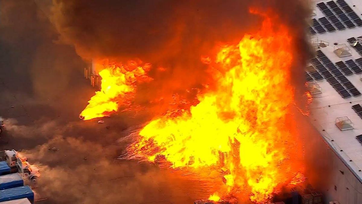 2 firefighters injured battling massive blaze at PepsiCo factory in NJ