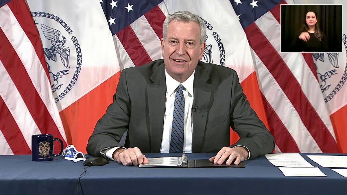 De Blasio: Eligible New Yorkers can make vaccine appointments via online portal, upcoming call center