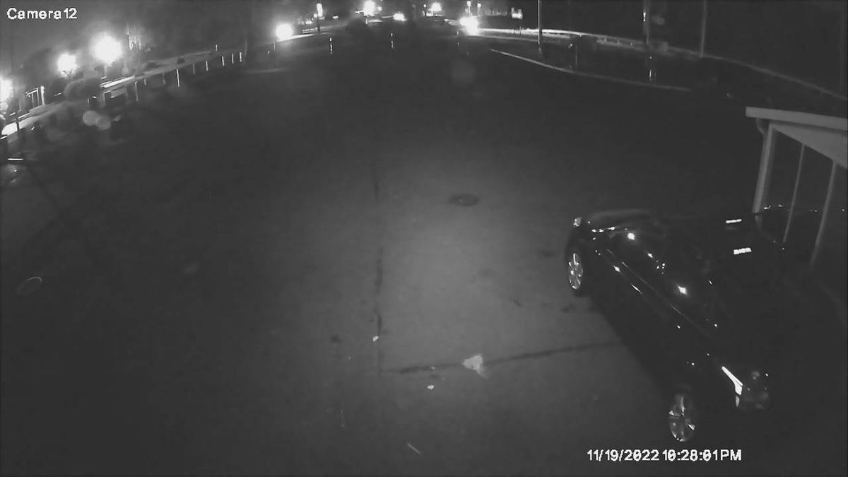 Cops search for Jeep driver in fatal hit-run of LI man, 59