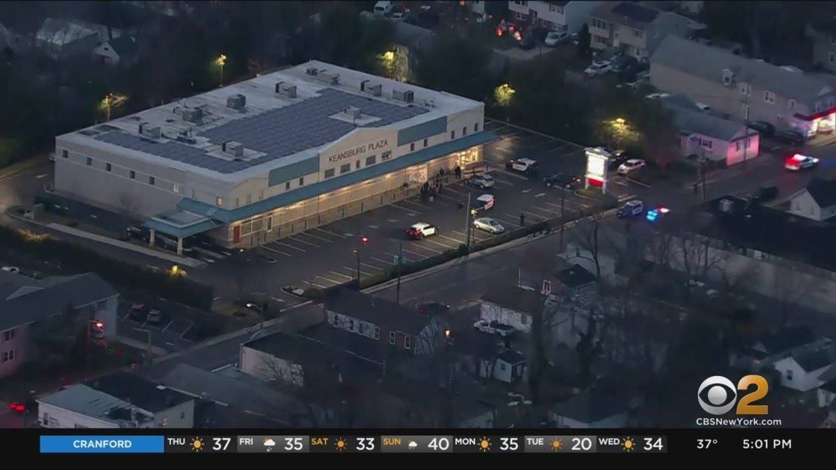 Suspect dead, police officer wounded in hostage situation at NJ pharmacy