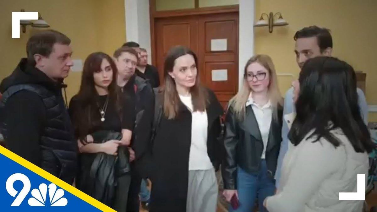 VIDEO & PICS: Angelina Jolie makes surprise Ukraine visit, meets children