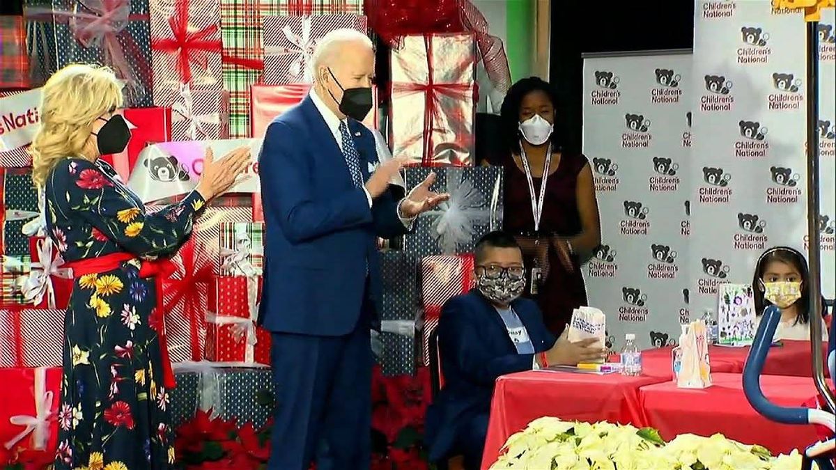 VIDEO & PICS: Joe Biden, Jill Biden visit sick kids at DC hospital on Christmas Eve