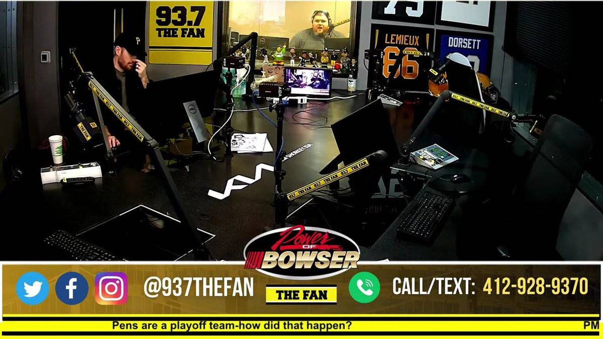 Pirates reportedly in talks to add depth at third base