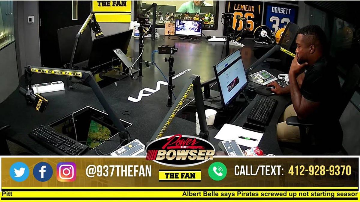 Pirates new all-black uniform combo is elite!