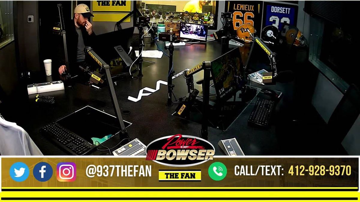 How does Matthew Stafford compare to Russell Wilson