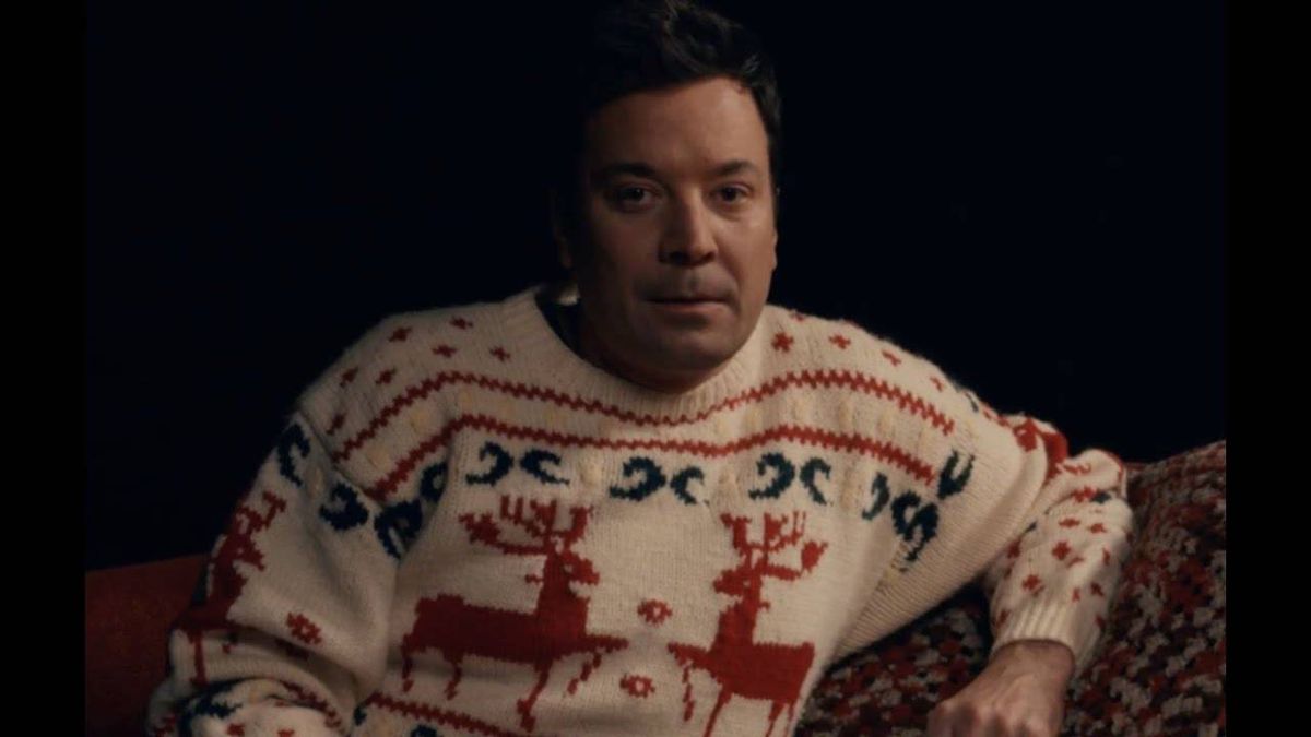Jimmy Fallon chats Ariana + Megan collab, "Masked Christmas," reveals new book 'NANA'