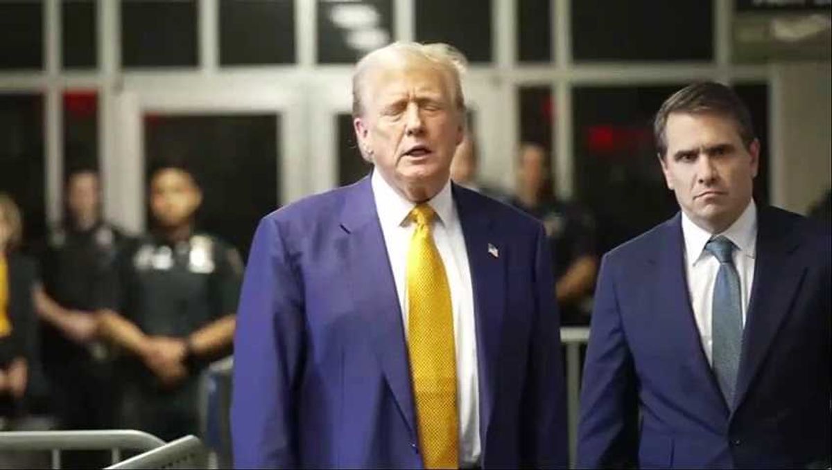 Trump appears to freeze at the podium during speech for 30 seconds