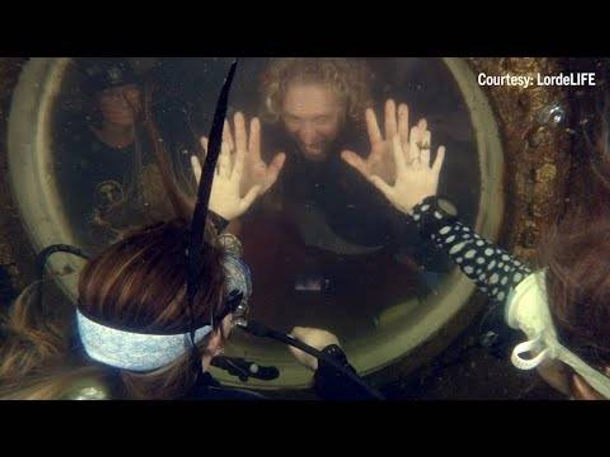 Man breaks record for days spent living underwater at 74, plans to reach 100