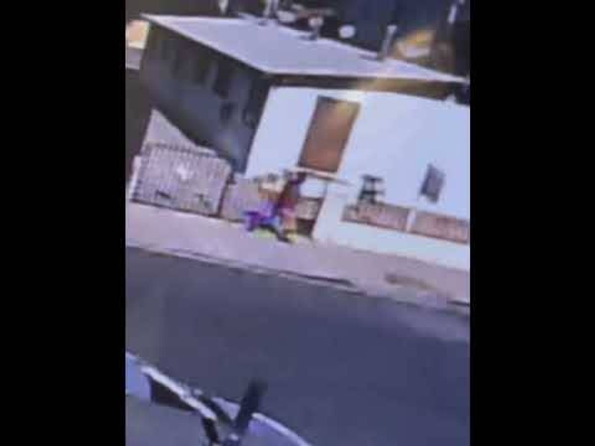 VIDEO: Police search for alleged stabber after multiple attacks in Mid-City