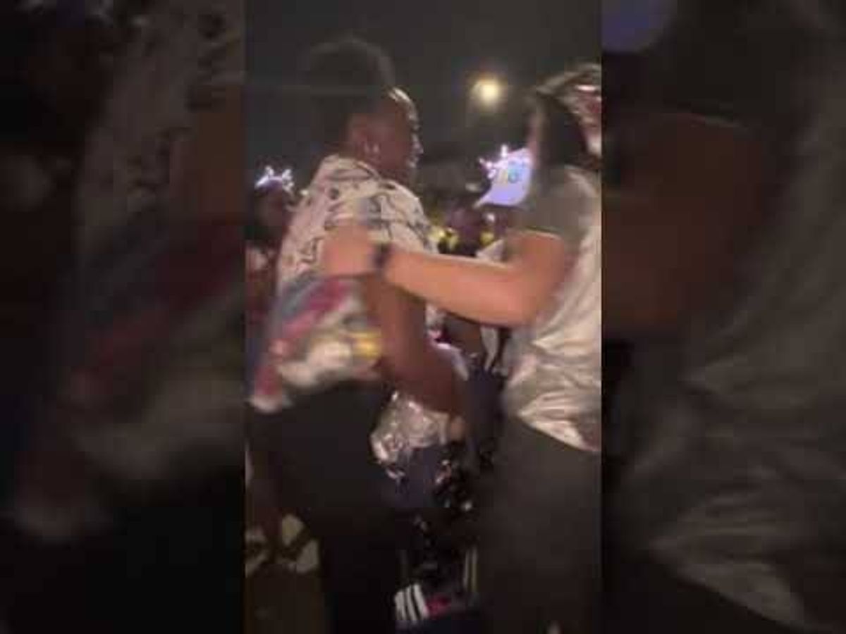 WATCH: Tulane med students get engaged at Muses