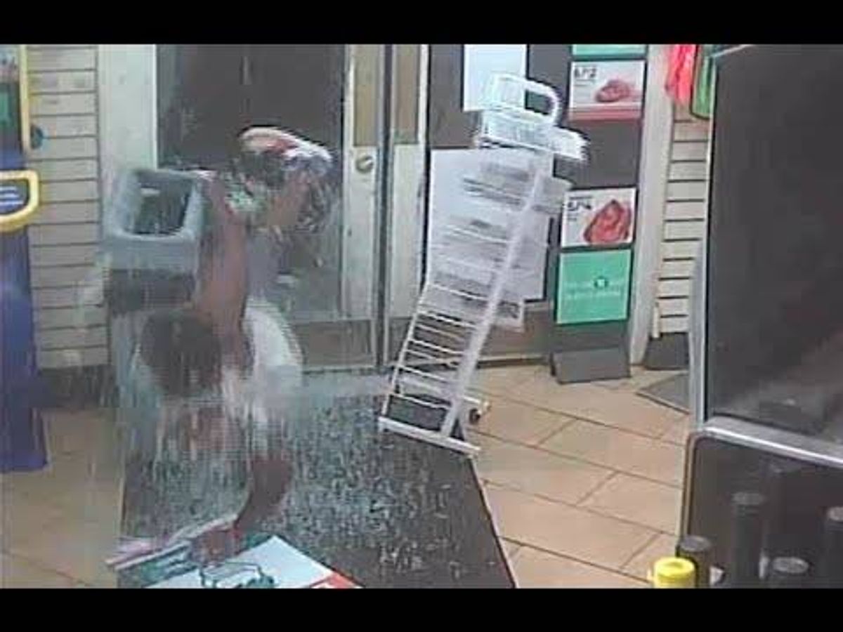 More looting suspects sought in Chicago