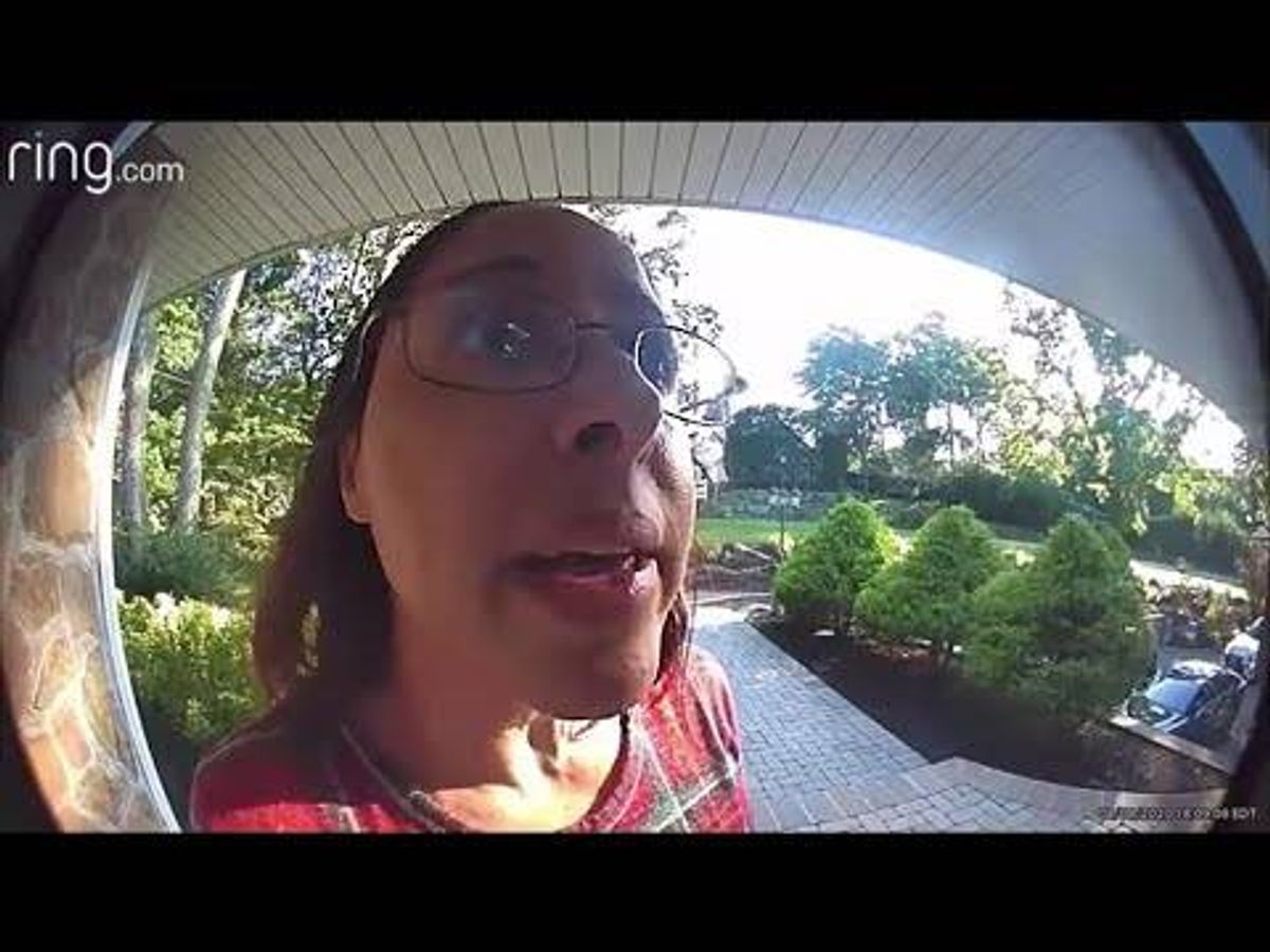 VIDEO: Delivery driver refuses to give LI customer food over $8 tip