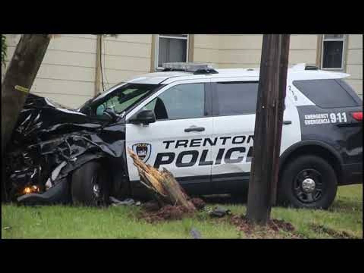 NJ woman steals police cruiser, crashes during pursuit: authorities