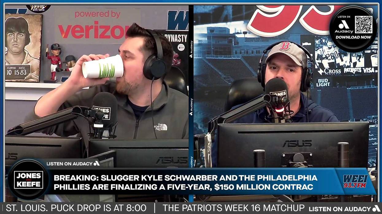 Edwin Diaz reportedly signs with Dodgers on three-year deal