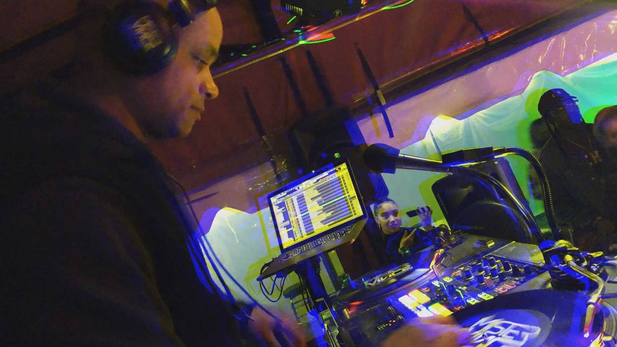 Full Throttle Radio with DJ Mister Vince