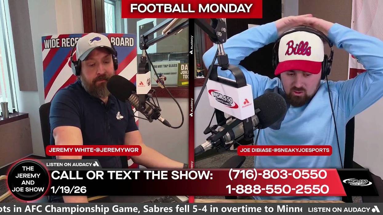 Report: Brady targeting Jim Leonhard as possible defensive coordinator