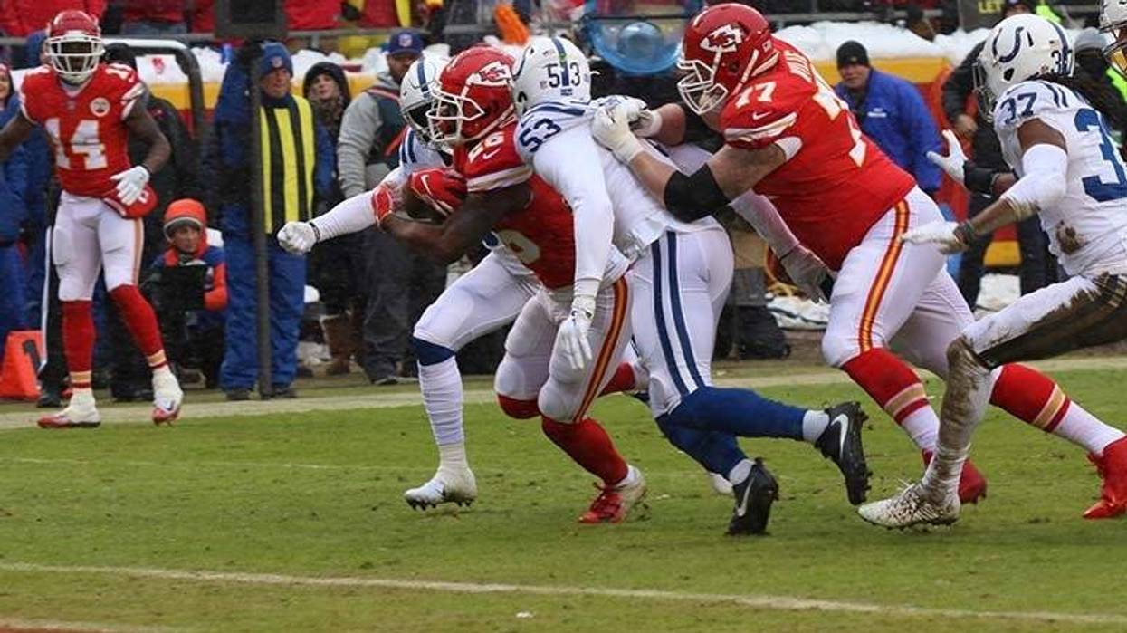 New York Yankees Free Agent Targets: Out On Bryce Harper, Talking To Manny Machado