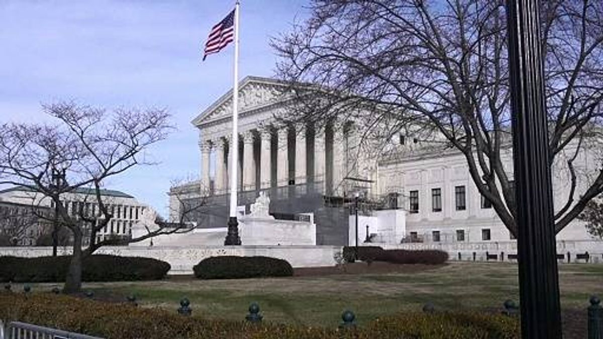 GLP-1 drugs like Ozempic and Wegovy may be linked to a slightly higher risk of these illnesses