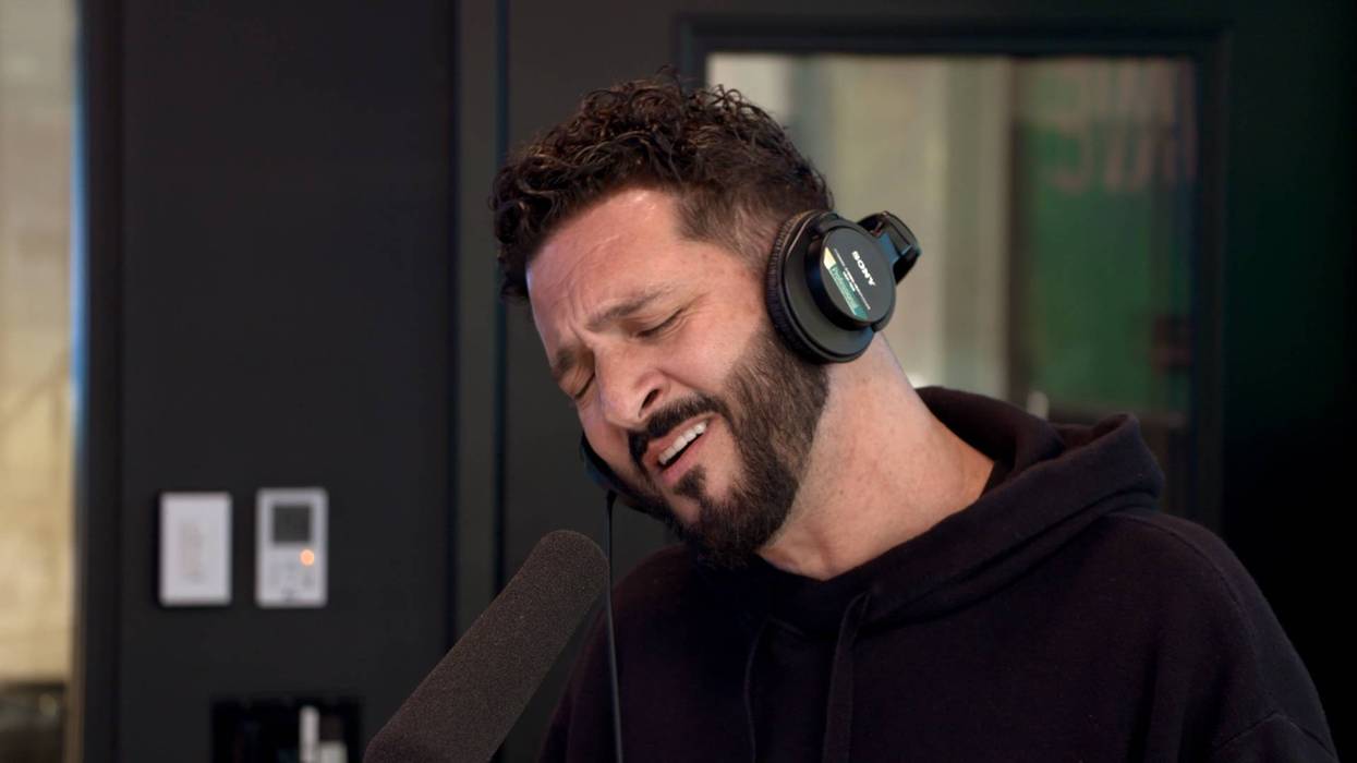 Jon B. shares a special in-studio performance