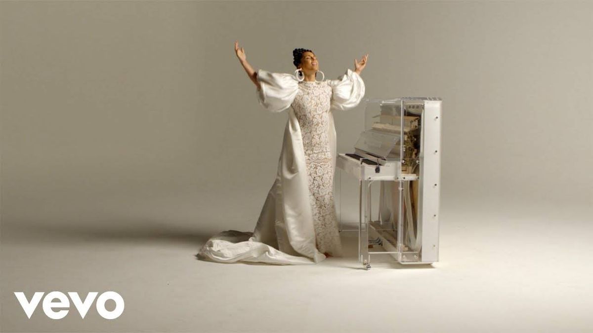 @kidfresh937 Hot Video Pick @aliciakeys Lifeline And Happy Birthday