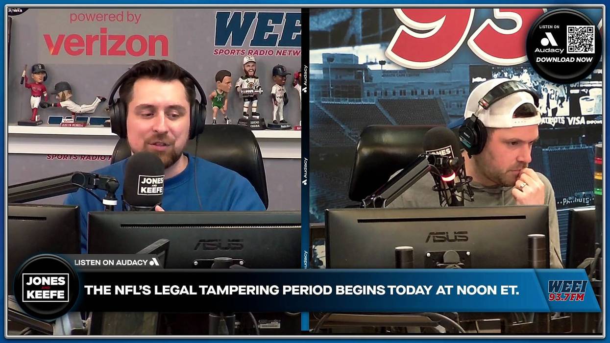 K'Lavon Chaisson, Jaylinn Hawkins among those leaving Patriots in free agency