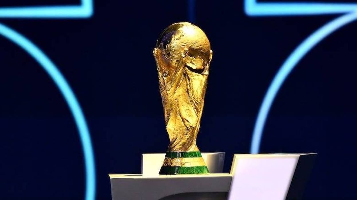 BJ and Jamie - Jamie's World Cup bet could win her some $$$!