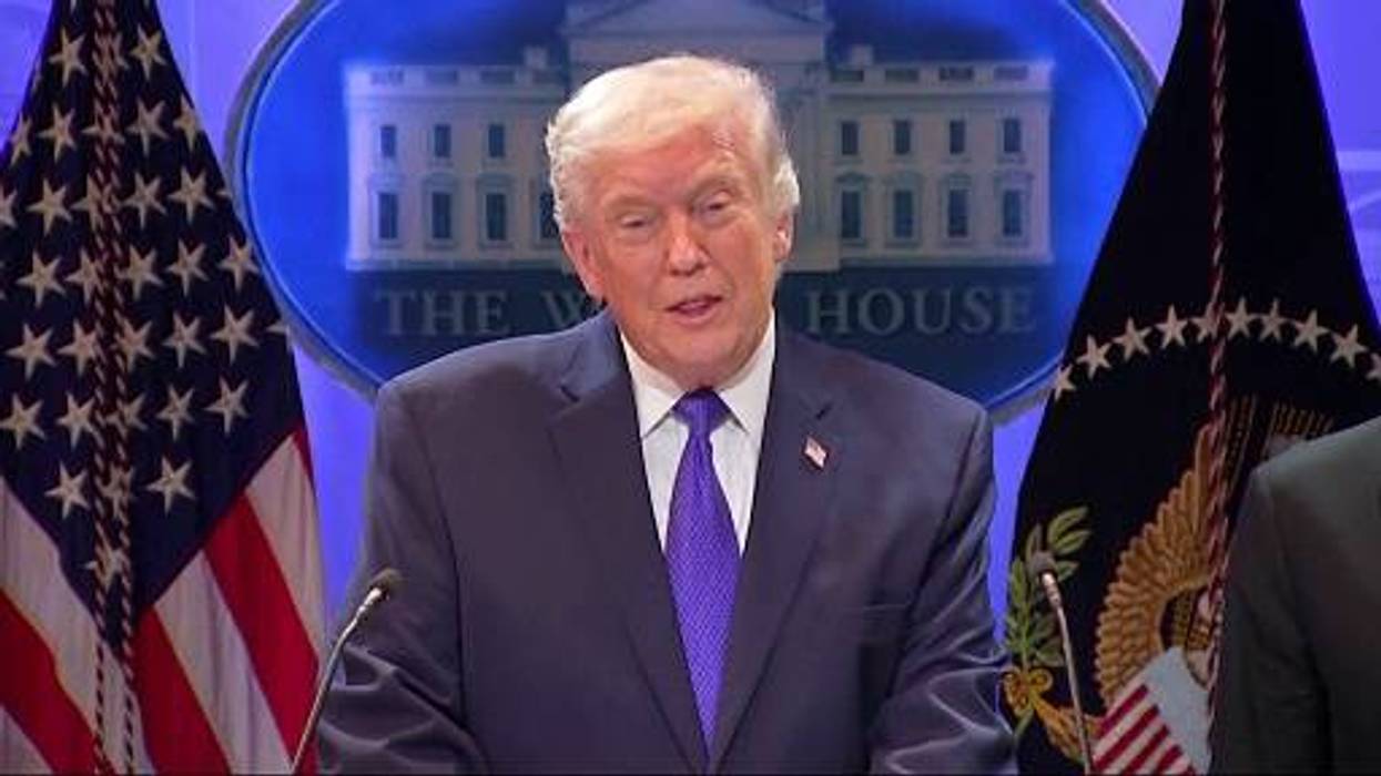 Trump claims that Iran wants to make a deal, says US and other countries will keep Hormuz open