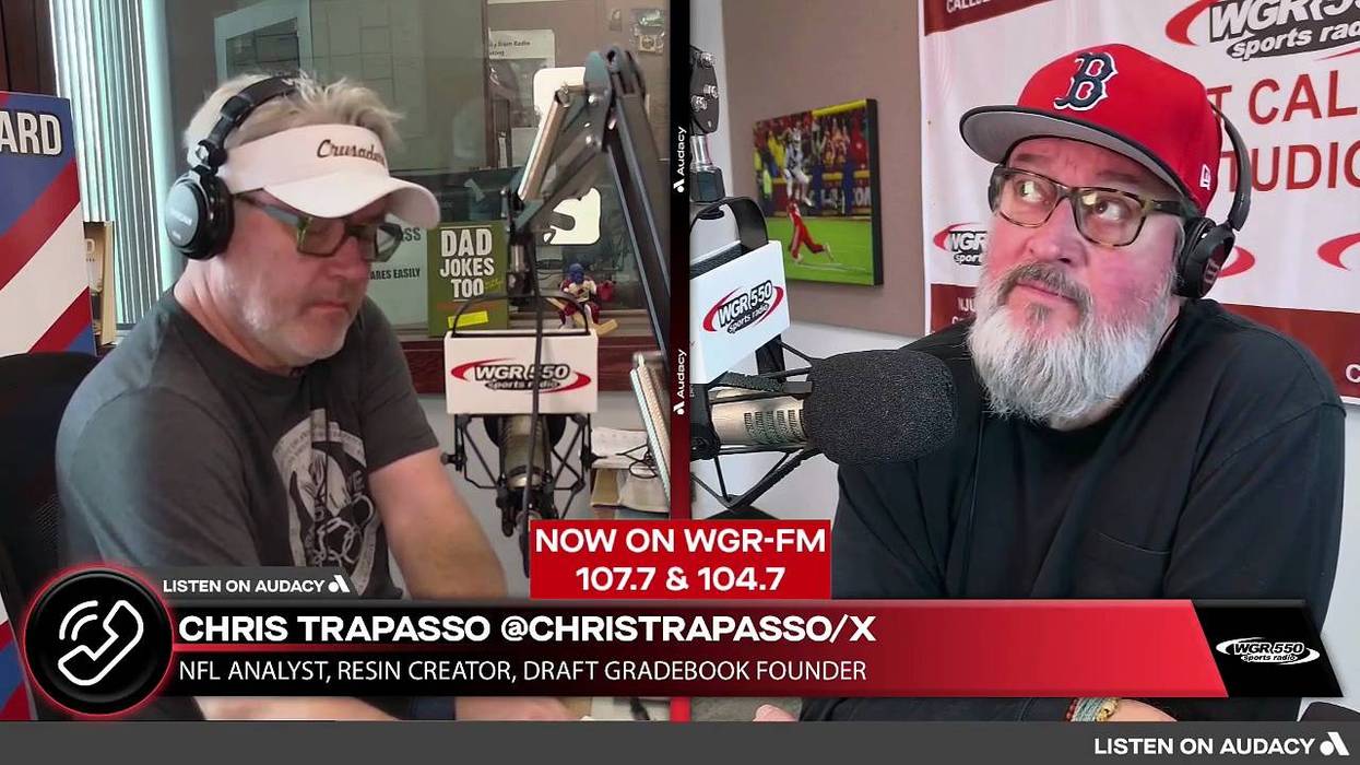 Report: Browns to sign defensive end A.J. Epenesa