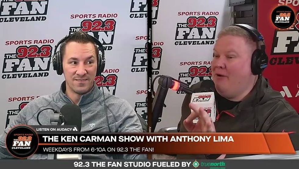 Deshaun Watson will be given a real chance to earn starting QB spot over Shedeur Sanders