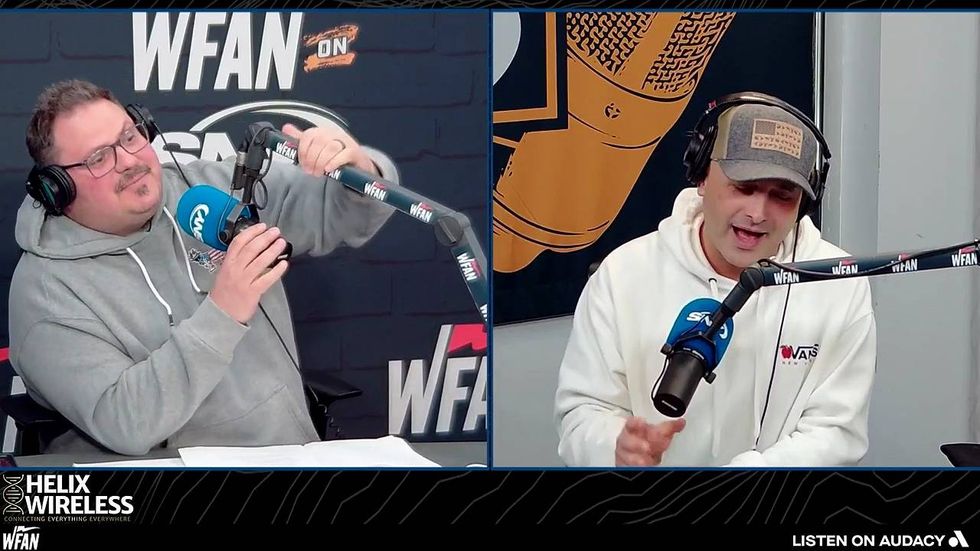 Carton celebrates Duke loss