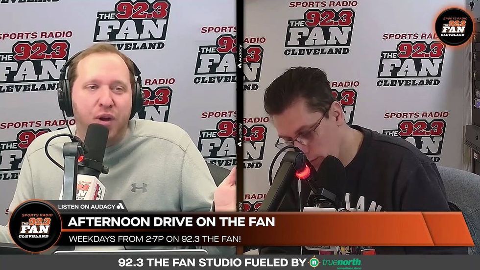 Browns News: Shedeur Sanders changing to No. 2, free agent deal with A.J. Epenesa falls through