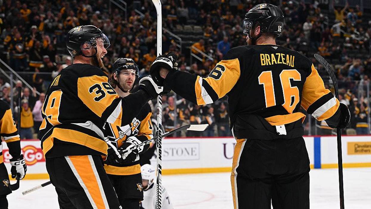 ‘Massive 4 point swing’ as Pens strengthen playoff hopes