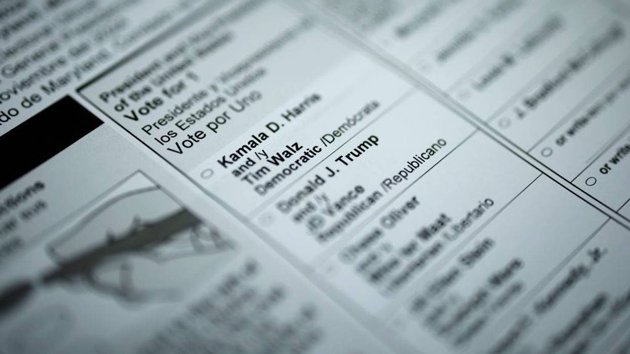 Trump signs order directing creation of a national voter list, a move already facing lawsuit threats