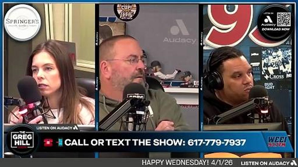 Will the Patriots extend Gonzo? Is he worth it?