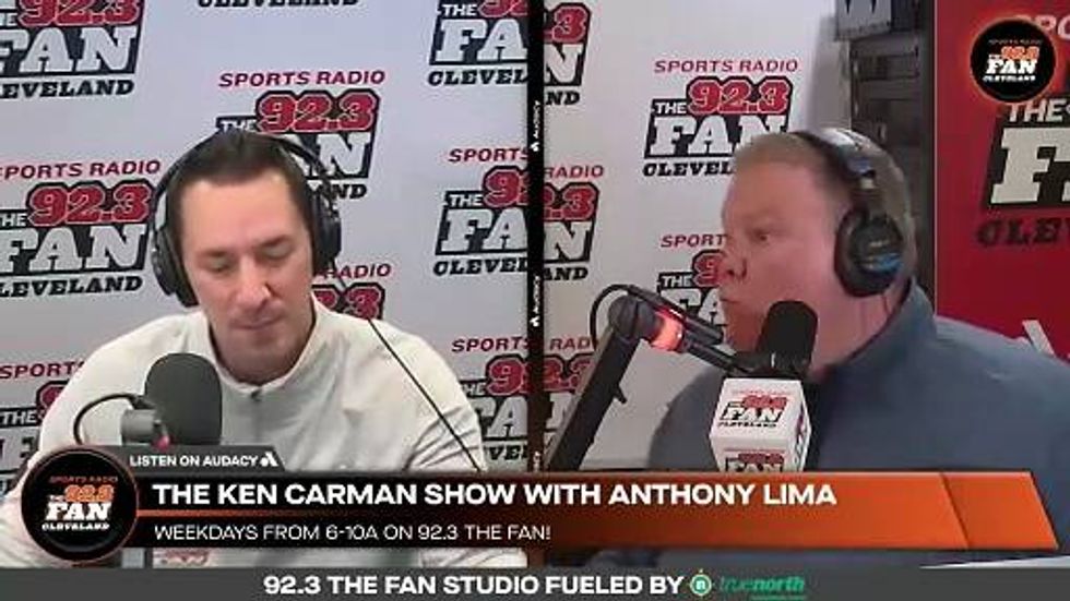 DEBATE: Should Myles Garrett be at Browns voluntary workouts?