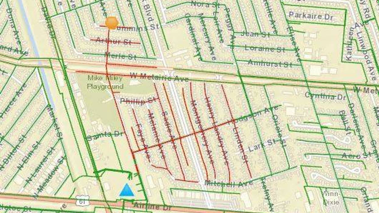 Dump truck hits pole, knocks out power to part of Metairie