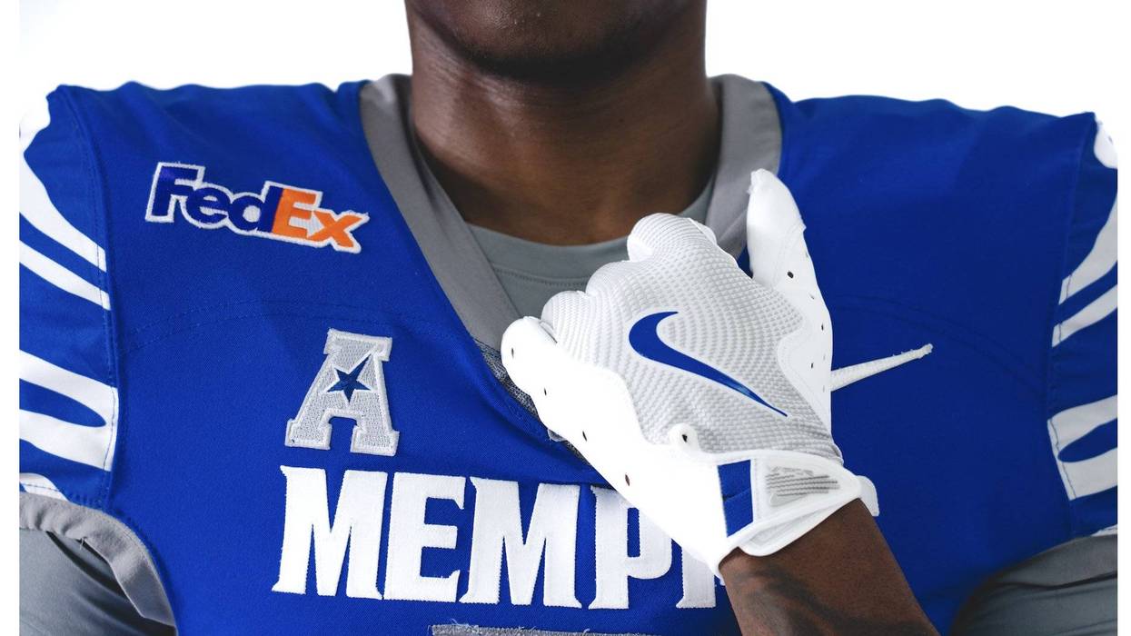 Memphis cements itself as FedEx U with Logos on Jerseys