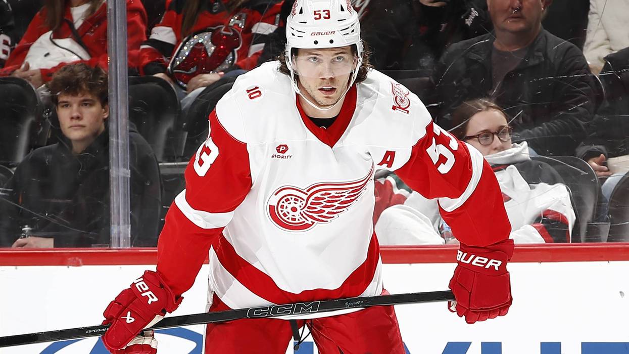 Moritz Seider boosts Norris Trophy case when Red Wings needed him most
