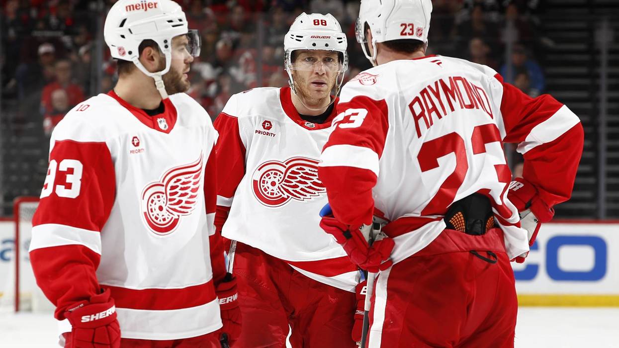 Red Wings booed off ice as playoff drought reaches 10 years: 'That's what we earned'