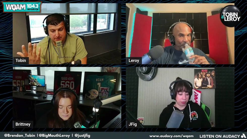 Miami Dolphins Wasting De'Von Achane's Best Years If Not Good In Next Two Seasons?