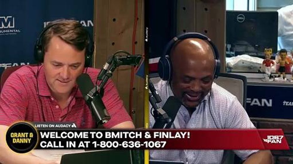 Pilots Were Meowing At Air Traffic Control I BMitch & Finlay