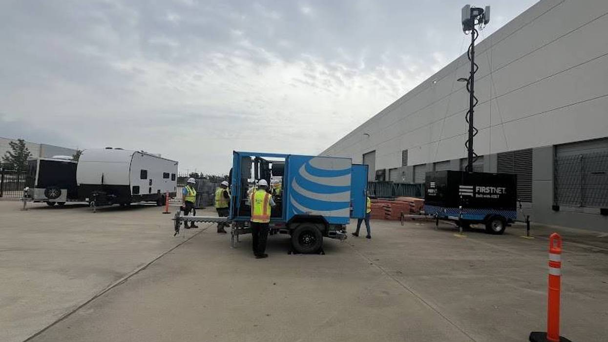 AT&T employees from 14 states go through disaster training in Texas