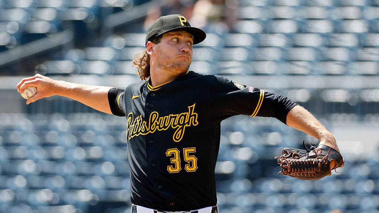 Buc Notes-too many gifts, Cruz sets mph mark in loss