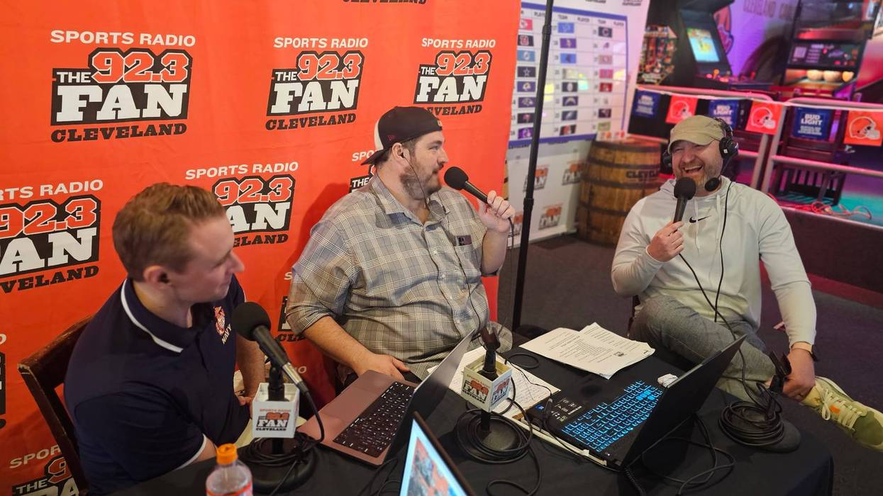 Lance Reisland: Carnell Tate is a safe pick, but I don’t like safe at No. 6; I would take Caleb Downs over Jeremiyah Love