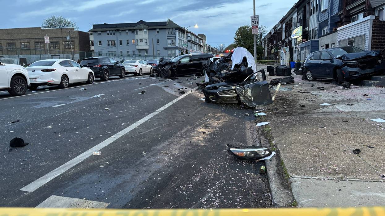 1 dead, 3 injured in multi-car crash in West Philly